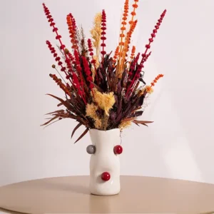 arranjo-de-flores-desidratados-em-aguas-claras